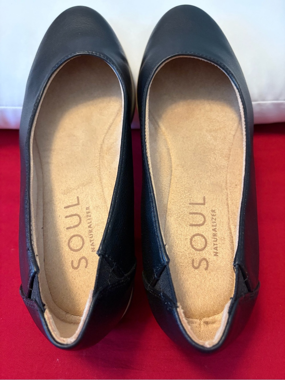 SOUL Naturalizer Women's Black Leather Slip-On Flats - Picture 8 of 10